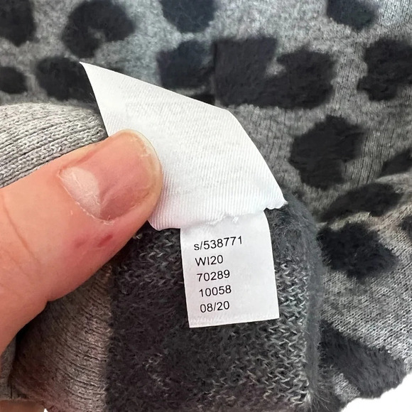 Loft • Gray Leopard Print Sweater - Picture 5 of 5